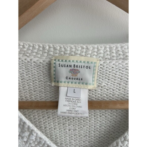 Vintage Susan Bristol White Sweater Cardigan Hand Knit Flowers Cottage Core Sz L - Picture 4 of 8